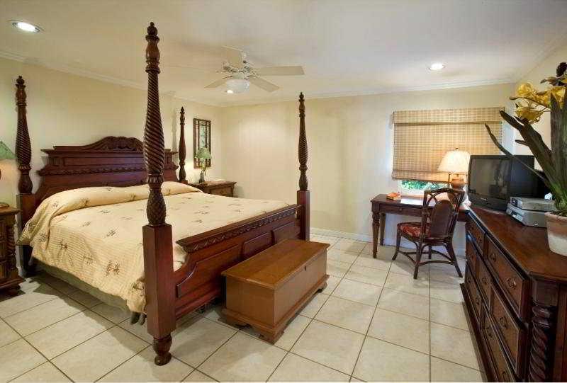 Crystal Cove Beach Resort By Antilles Resorts Smith Bay  Εξωτερικό φωτογραφία